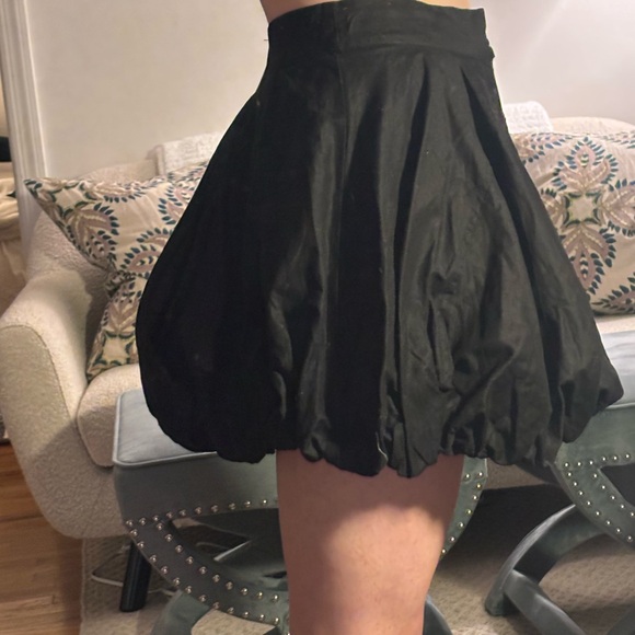 Black Bubble Skirt - Picture 2 of 4